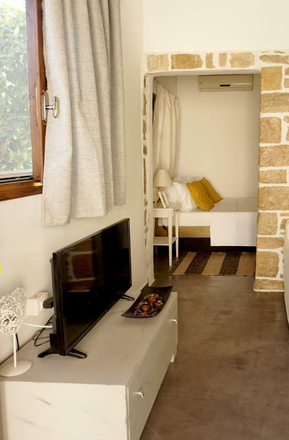 Studio Panagiota - Oasis Holiday Houses Кокинос Пиргос Екстериор снимка