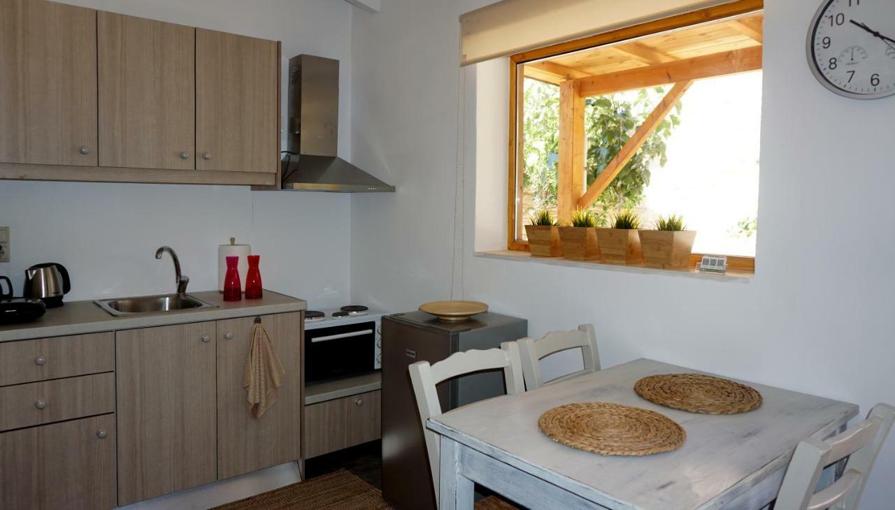 Studio Panagiota - Oasis Holiday Houses Кокинос Пиргос Екстериор снимка